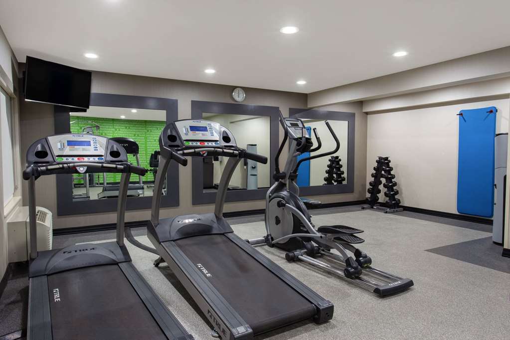 La Quinta Inn & Suites by Wyndham Effingham - photo 9