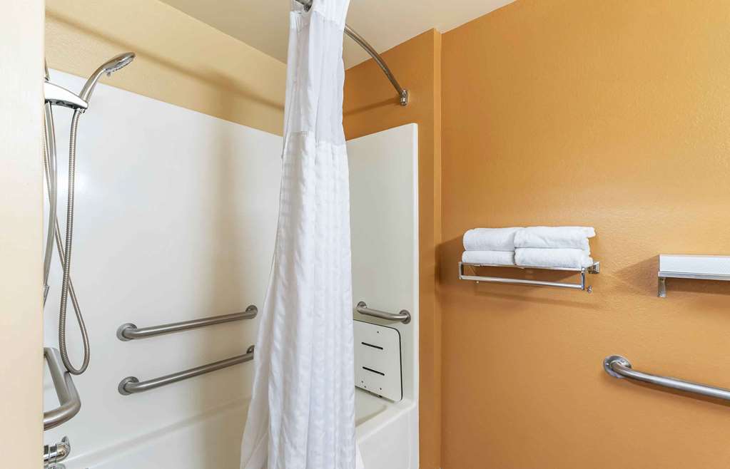 Extended Stay America Suites Hampton Coliseum - photo 28