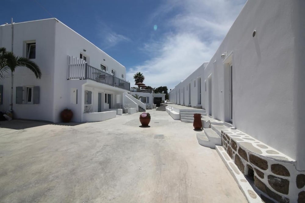 Sofia Village - carbon neutral hotel in Mykonos