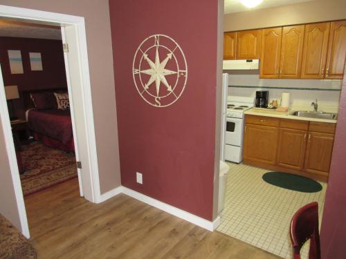 Captain Cook Inn - photo 14