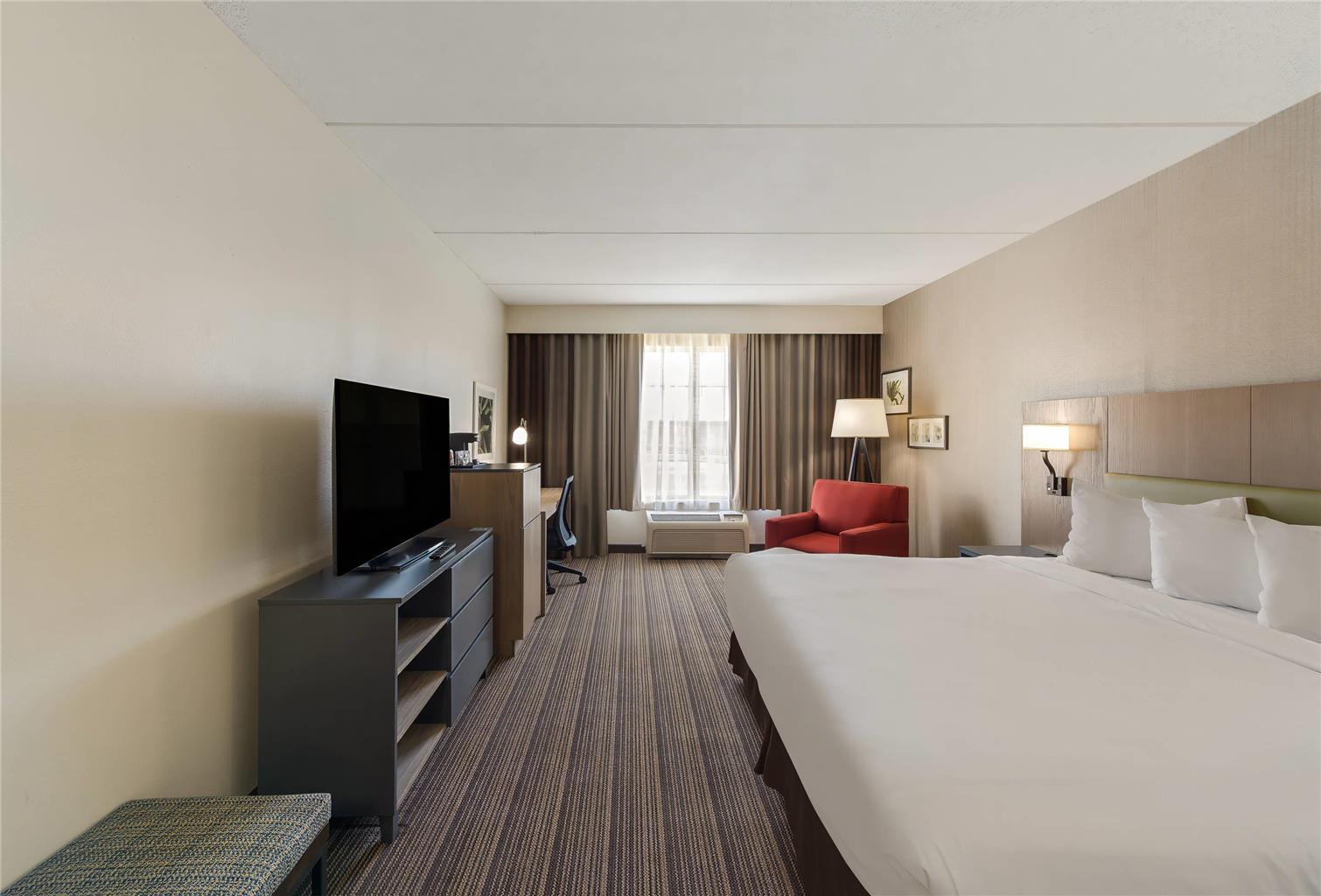 Country Inn & Suites by Radisson Findlay OH - photo 28