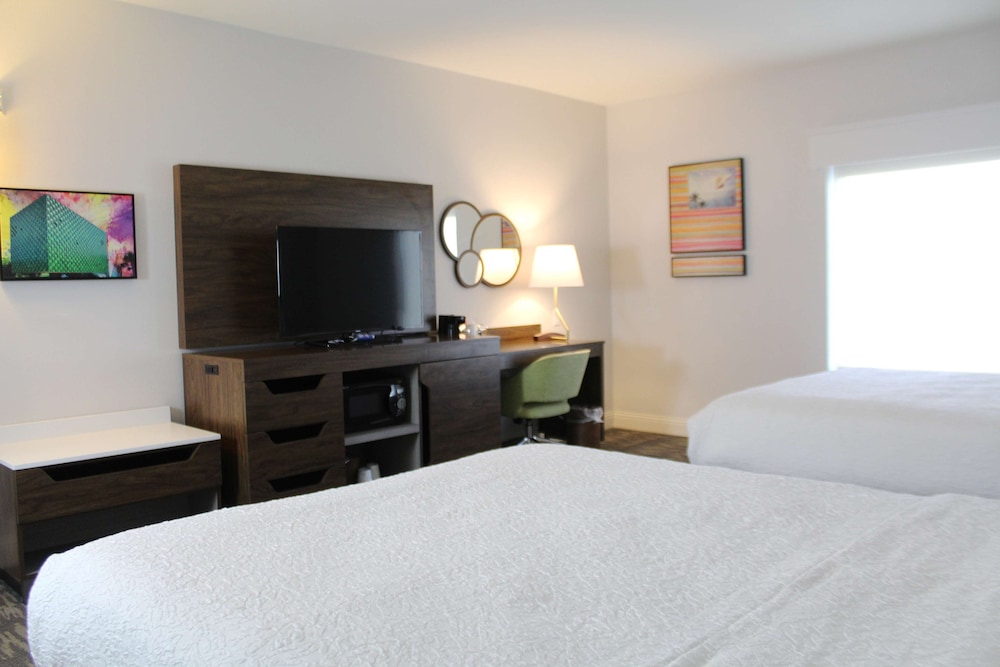 Hampton Inn & Suites Sarasota Bradenton Airport FL - photo 15