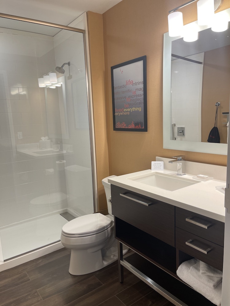 TownePlace Suites by Marriott Grand Rapids Airport Southeast - photo 14