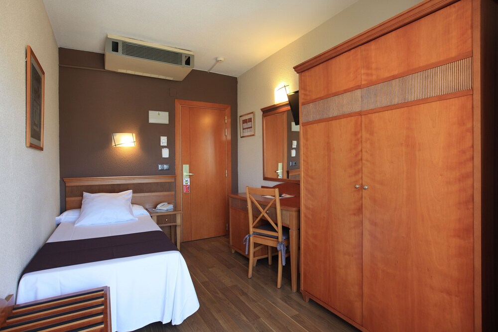 Helios Benidorm — Benidorm — photo 4