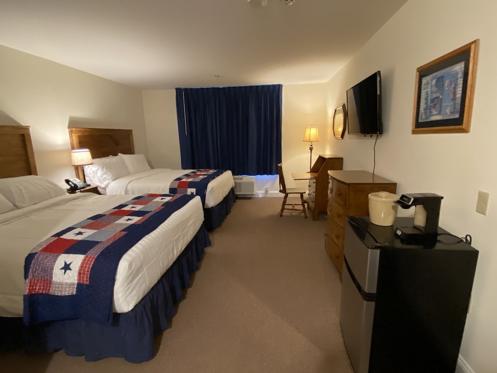 Country Inn of Hazlet - photo 4