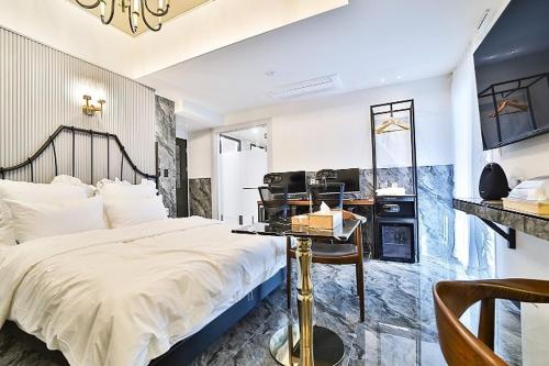 Gyeongsan Iwol Hotel in Gyeongsan-Si, South Korea