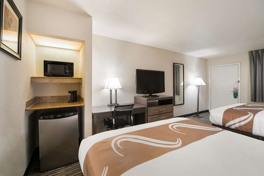 Quality Inn & Suites Lufkin - photo 10