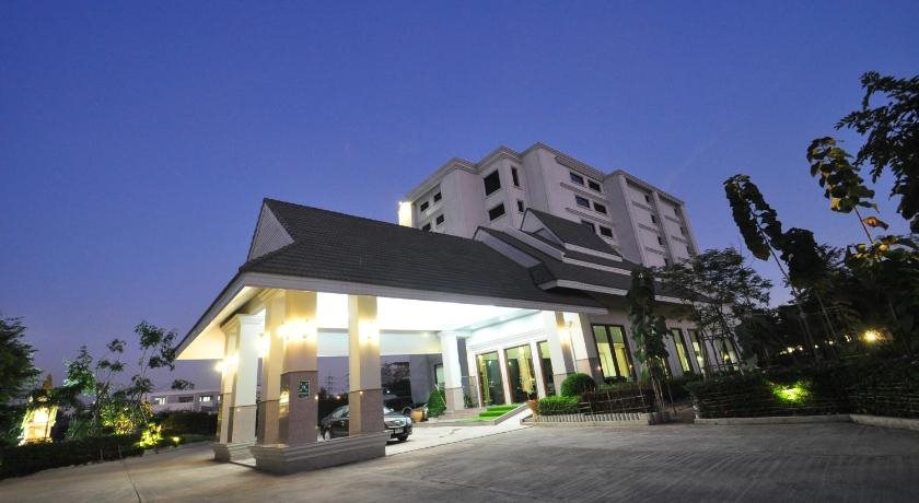 Pearl Resort And Hotel in Pak Kret, Thailand