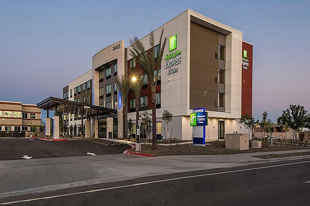 Holiday Inn Express & Suites Phoenix North Happy Valley by IHG - photo 2