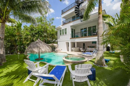 Island Pearl Oasis in Holmes Beach, United States