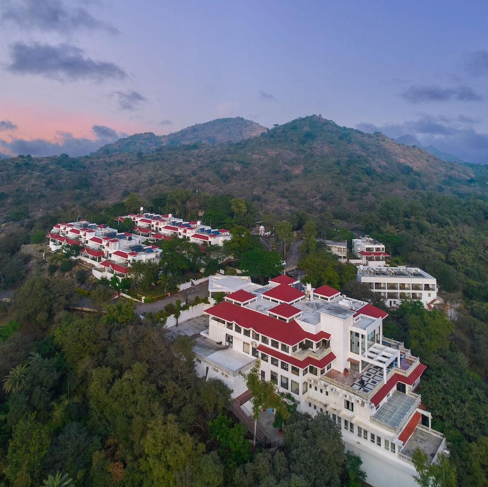 Sterling Mount Abu — Abu Road — photo 2