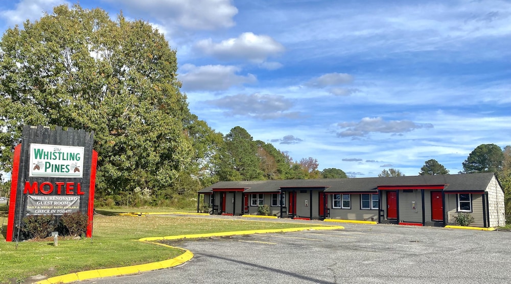 Whistling Pines Daily & Extended Stay Elizabeth City - photo 29