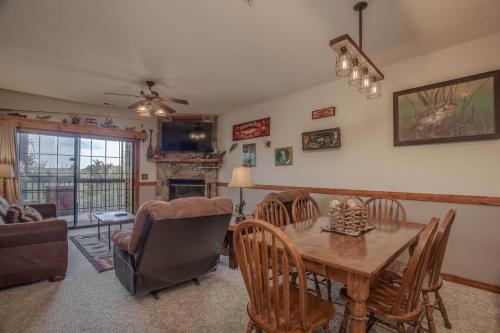 2BR Village At Indian Point 2006 near SDC Free Tickets Daily up to 500 in Branson, United States