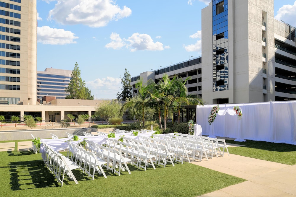 Hilton Woodland Hills Los Angeles - photo 73