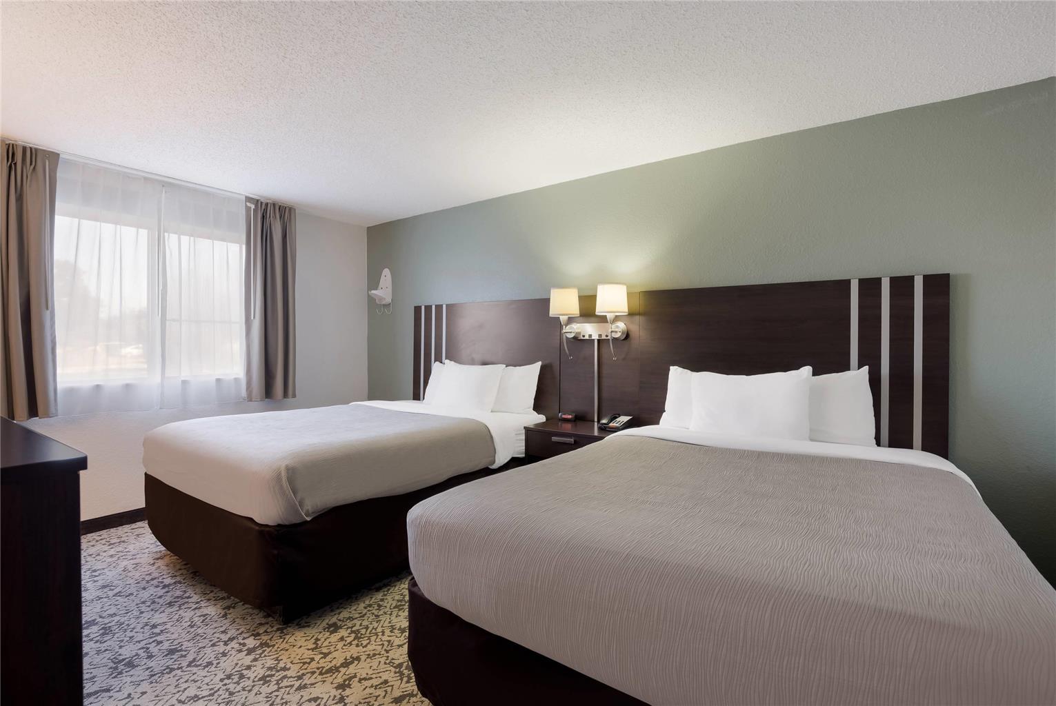 Quality Inn Hall of Fame - photo 15