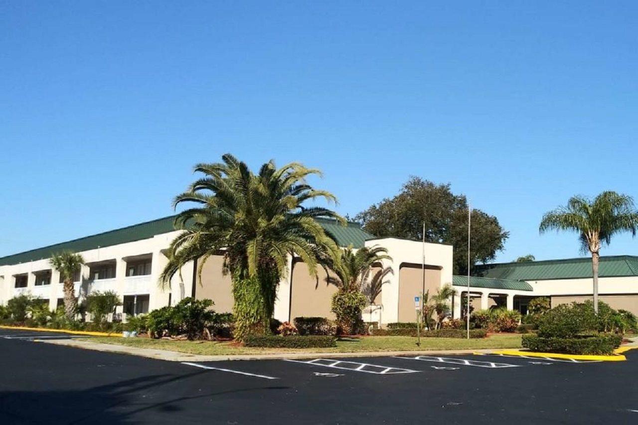 SureStay Plus Hotel by Best Western Clearwater Central - photo 3