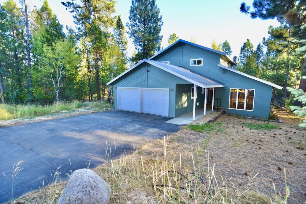 Bearadise by Casago McCall Donerightmanagement in Mccall, United States