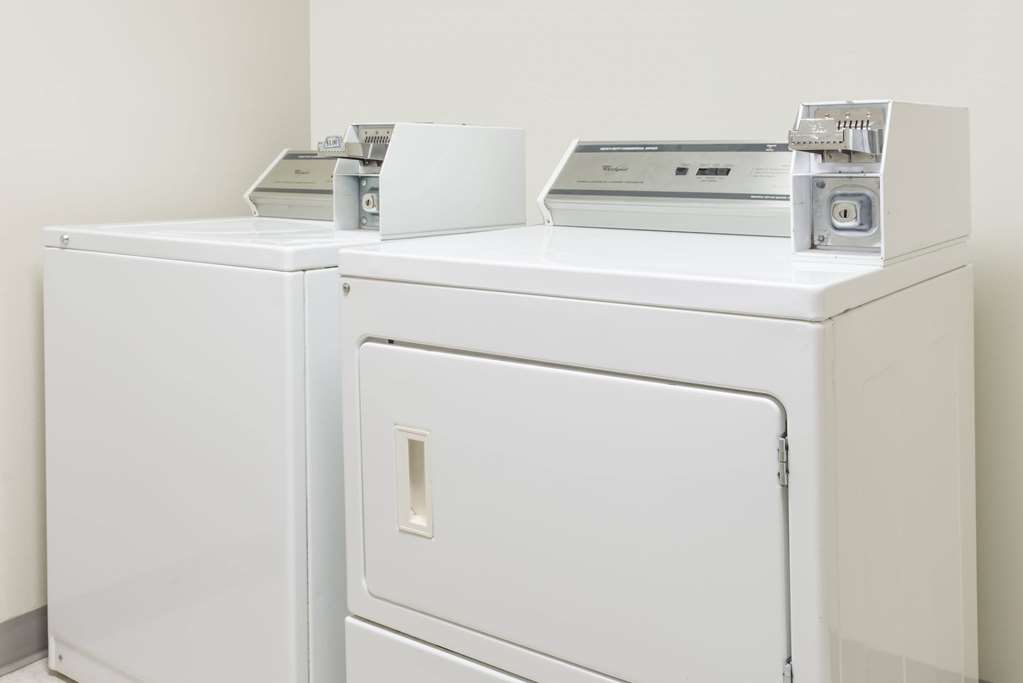 Super 8 by Wyndham Jerseyville - photo 23