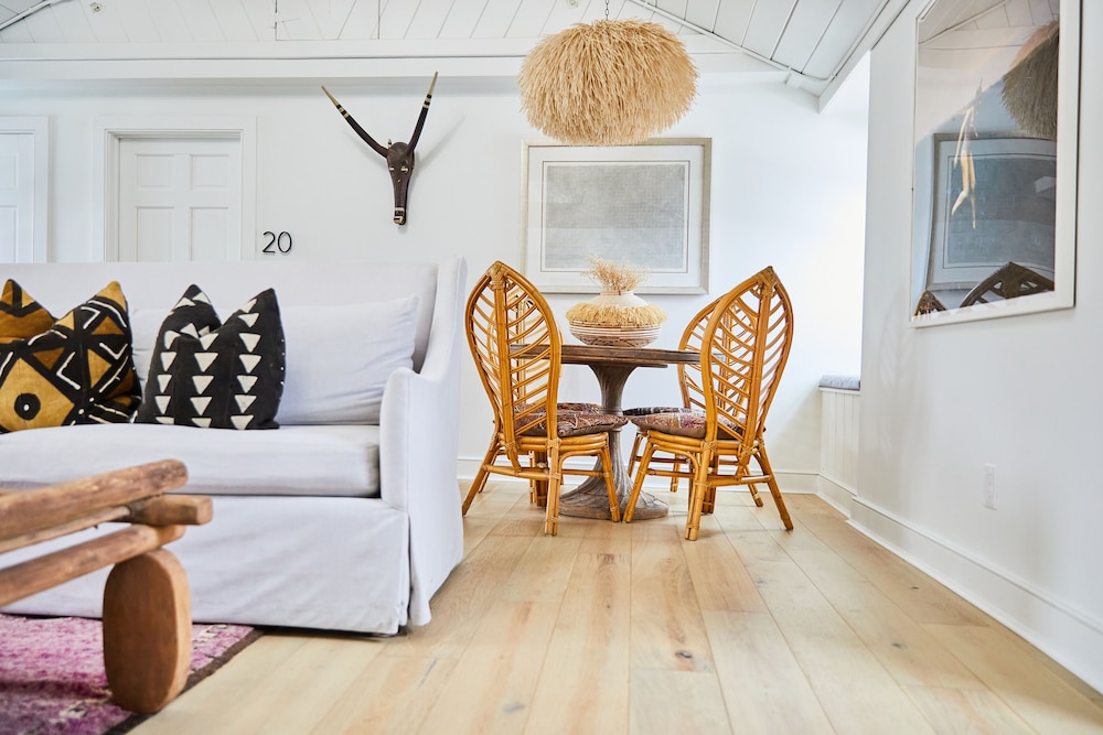 Shelter Harbor Inn - photo 28