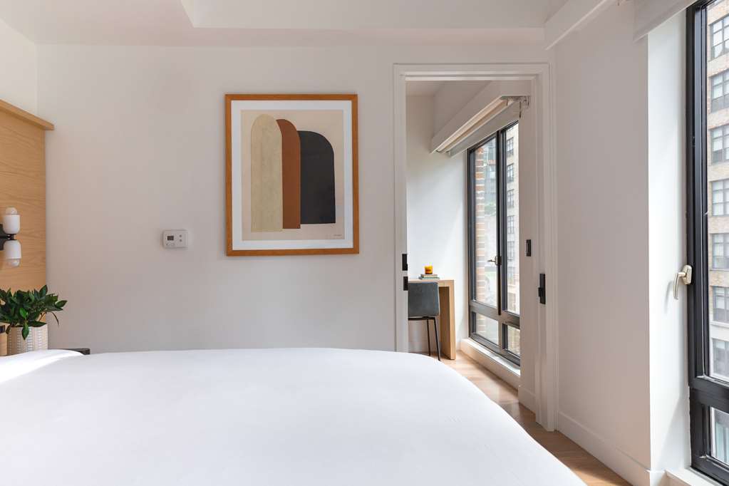 Arlo Soho - photo 30