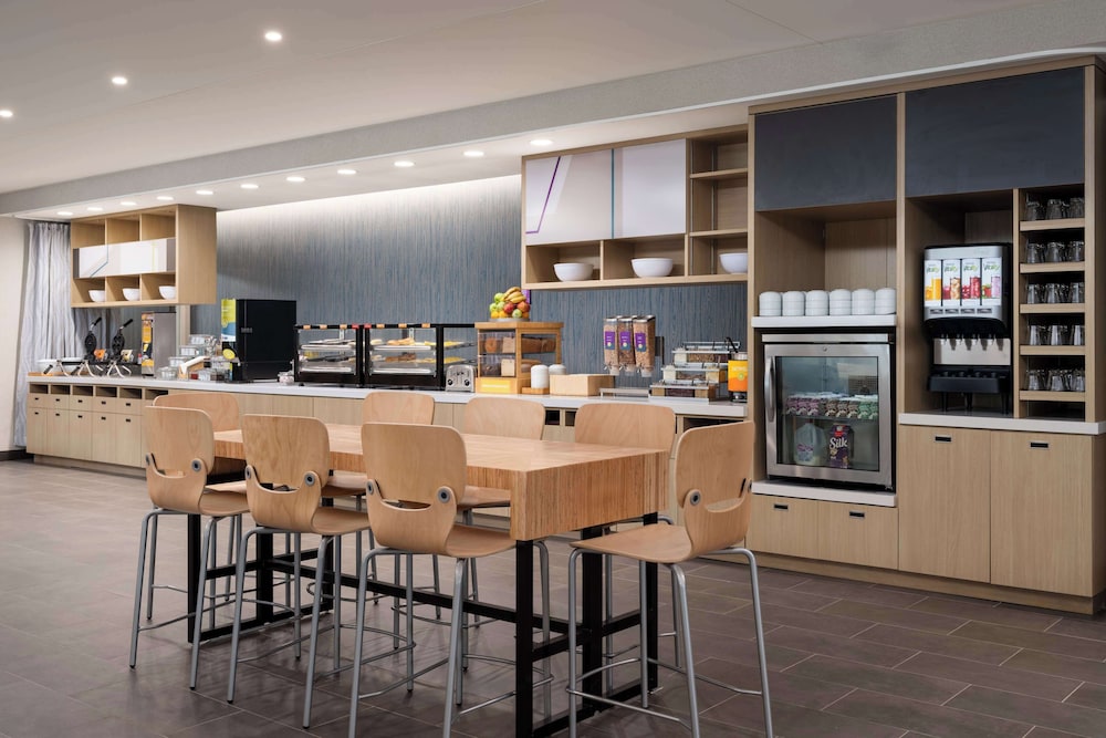Home2 Suites by Hilton Winter Haven - photo 28