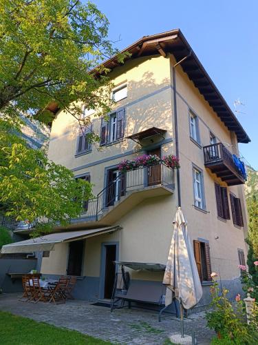 Casa Carmen — 4-Star Luxury Hotel in Molina Di Ledro, Italy