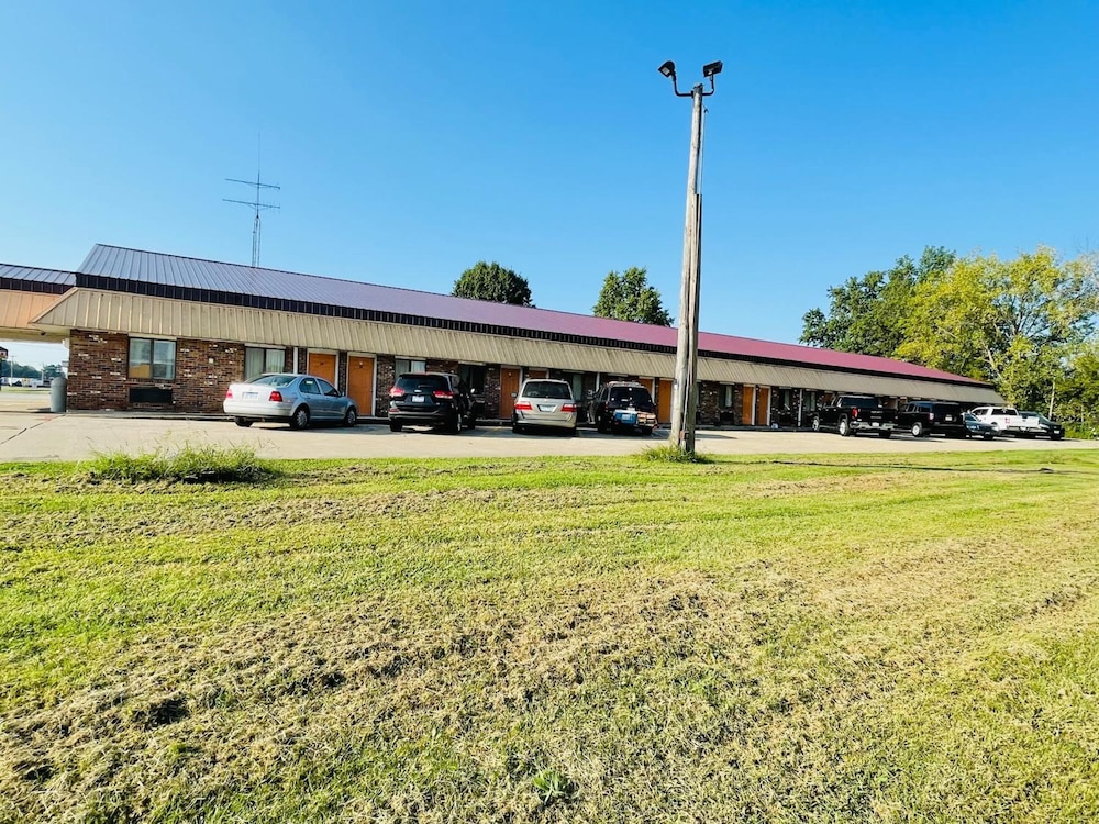 Budget Host Inn Greenup - photo 85