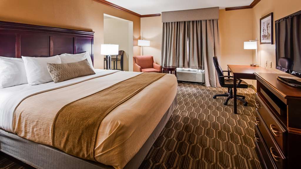 Best Western Granbury Inn & Suites - photo 24