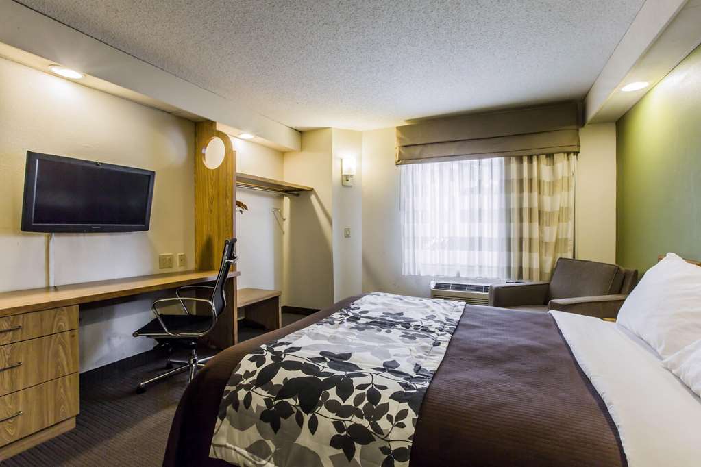 Rodeway Inn Austell Six Flags - photo 12