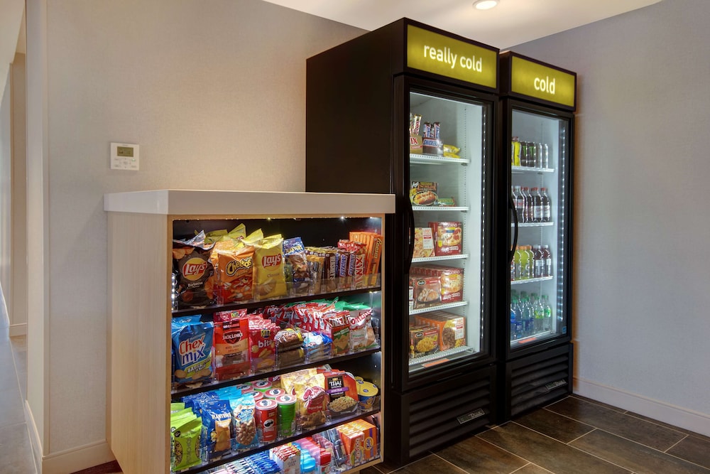 Home2 Suites by Hilton Las Vegas North - photo 2