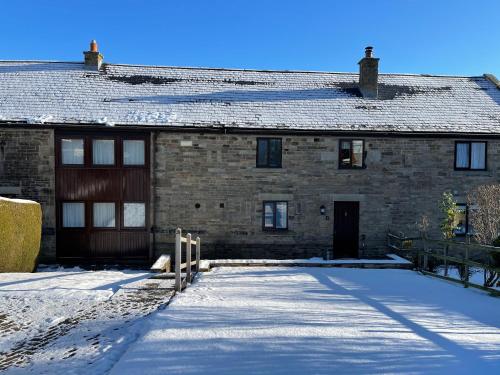 Beech Cottage cosy 7 bed sleeps 9 dogs very welcome — Dronfield — photo 3