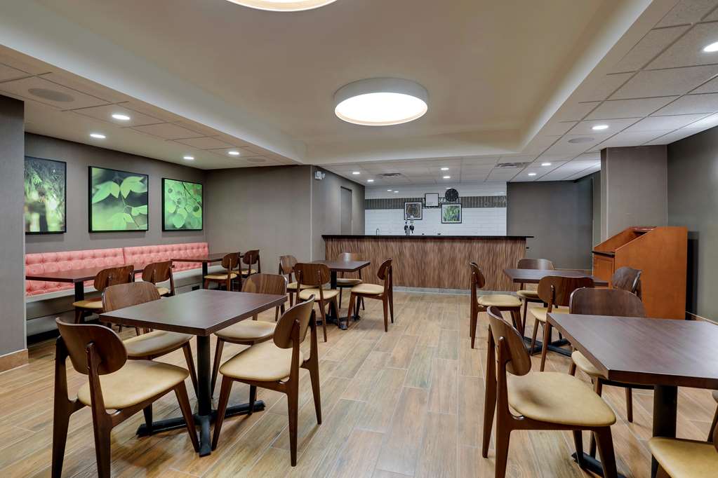 Drury Inn & Suites Charlotte University Place - photo 16