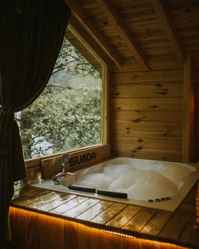 Sumda Konaklar - carbon neutral hotel in Camlihemsin