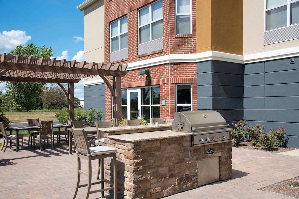 Homewood Suites by Hilton Indianapolis Airport Plainfield - photo 35