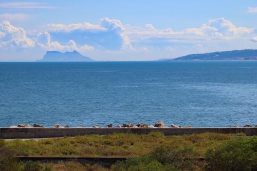 Apartamento en Playa del Cristo — 4-Star Luxury Hotel in Estepona, Spain