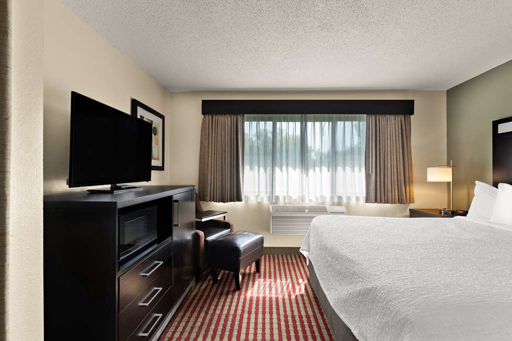 Best Western Germantown Inn - photo 14