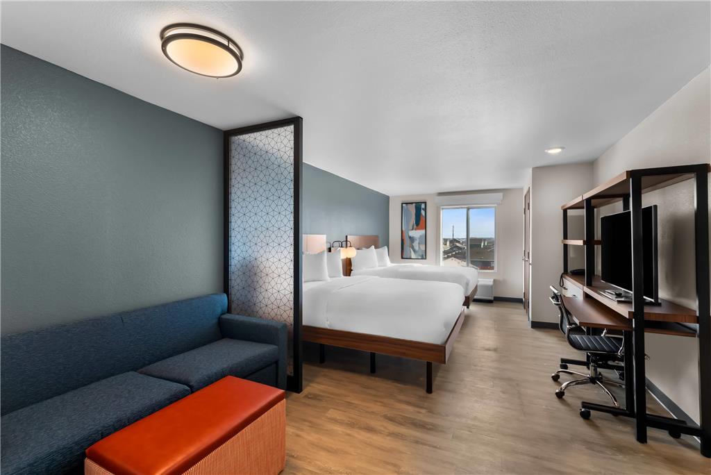 Everhome Suites Bastrop - photo 36