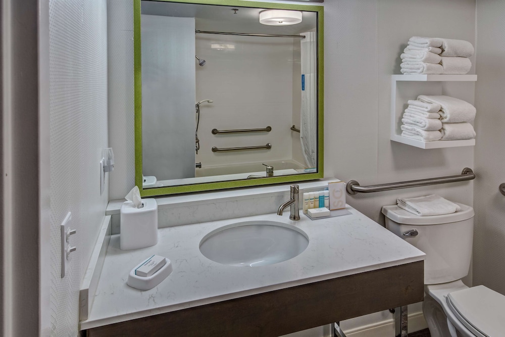 Hampton Inn & Suites Memphis Wolfchase Galleria - photo 31