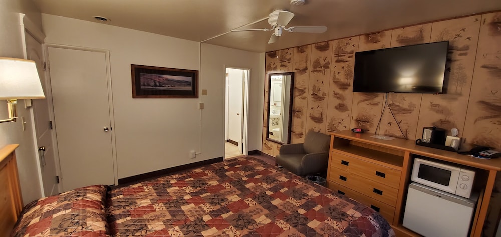 Bridge Street Inn - photo 16