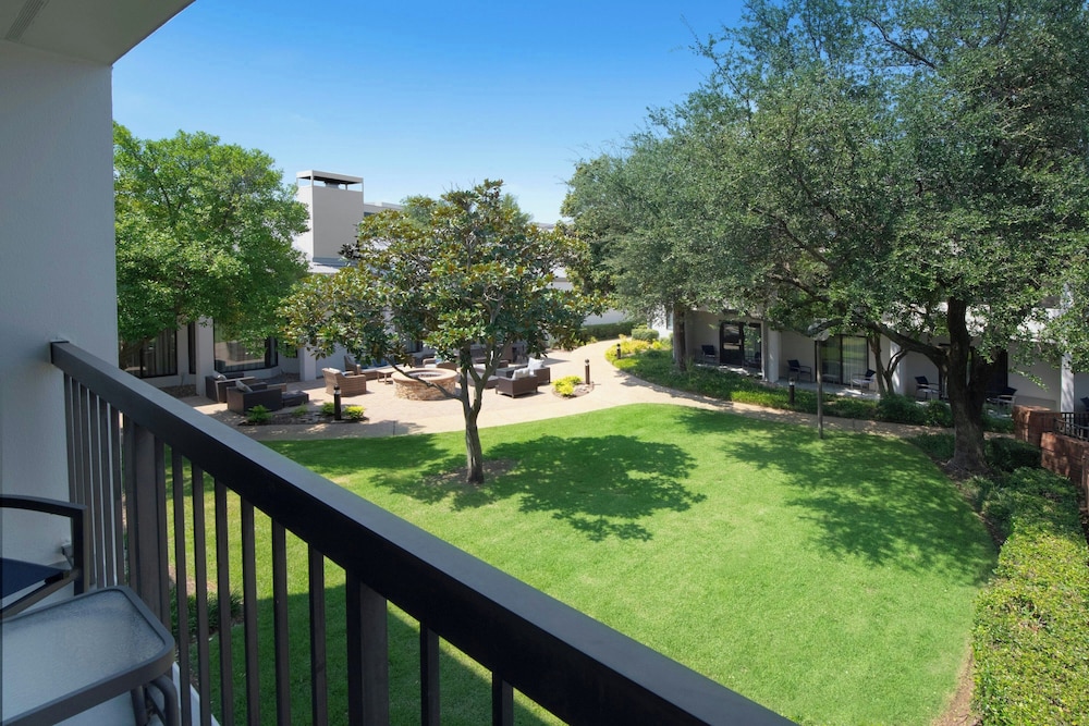 Courtyard by Marriott Dallas Las Colinas - photo 17