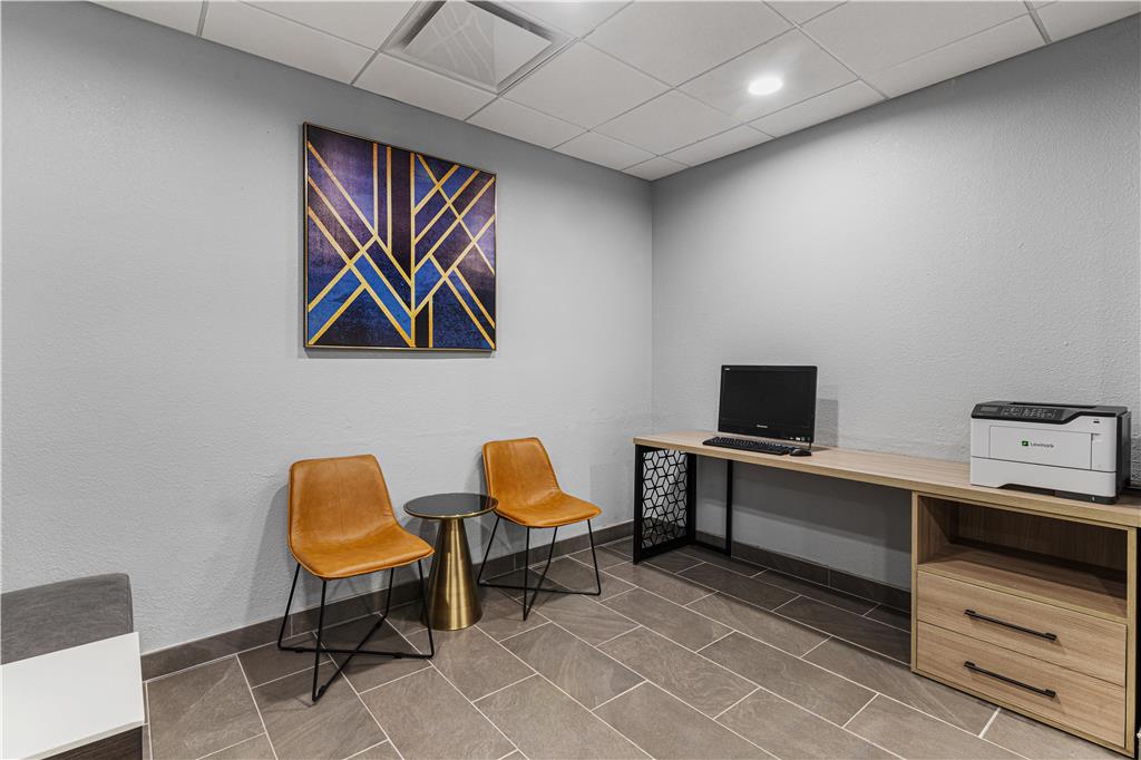 Best Western Plus Savannah Gateway - photo 6