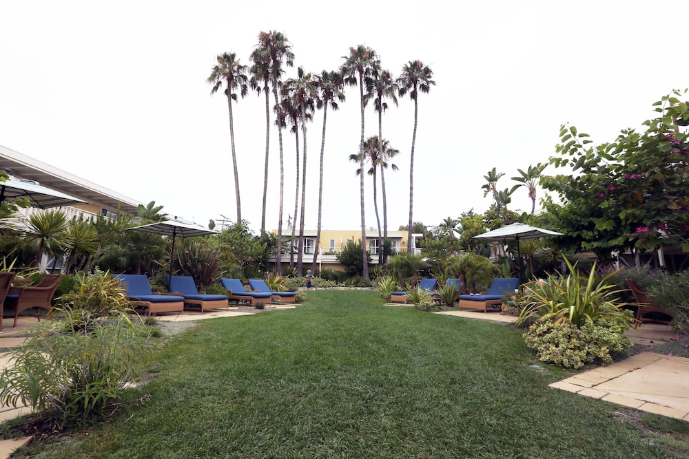 The Pavilion Hotel - photo 29
