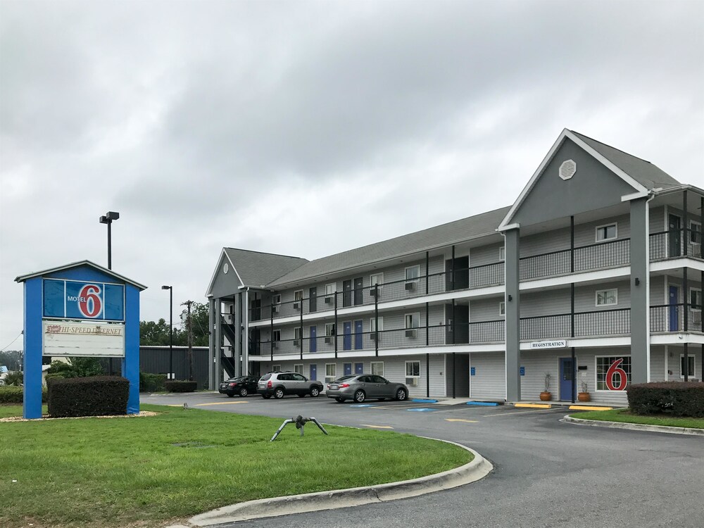 Motel 6 Savannah Ga - featured photo