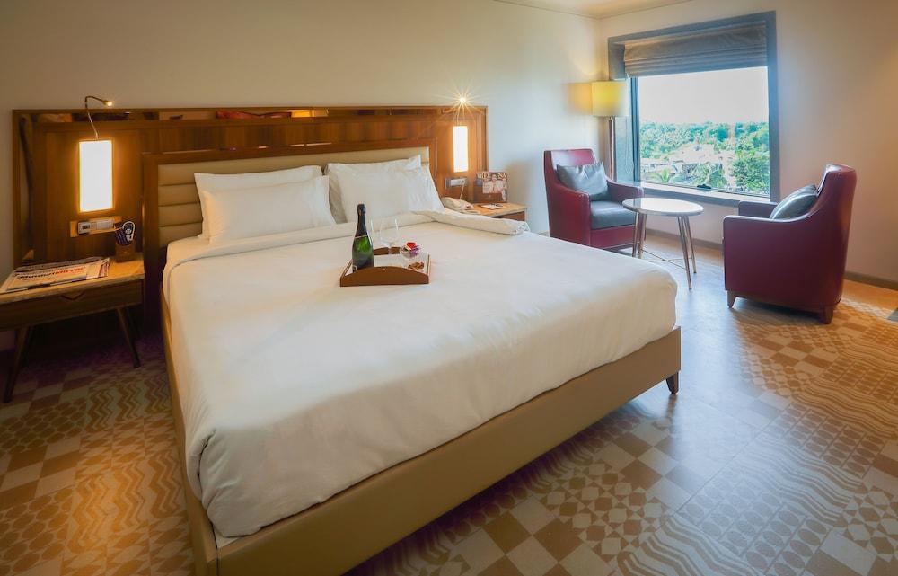 The Grandeur Boutique Hotel