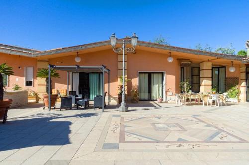 Villa Galatea al mare Tonnarella — 4-Star Luxury Hotel in Mazara Del Vallo, Italy