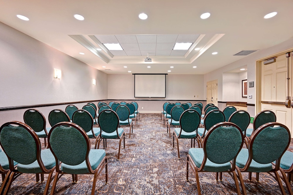 Hilton Garden Inn San Bernardino - photo 66