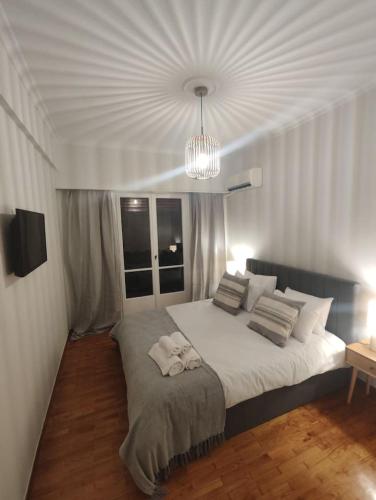 Pangrati Varnava 2 Bedroom Flat — 4-Star Luxury Hotel in Athens, Greece