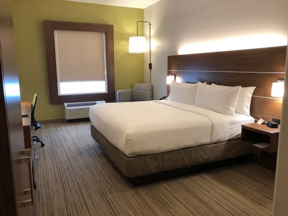 Holiday Inn Express & Suites Rio Grand by IHG - photo 18