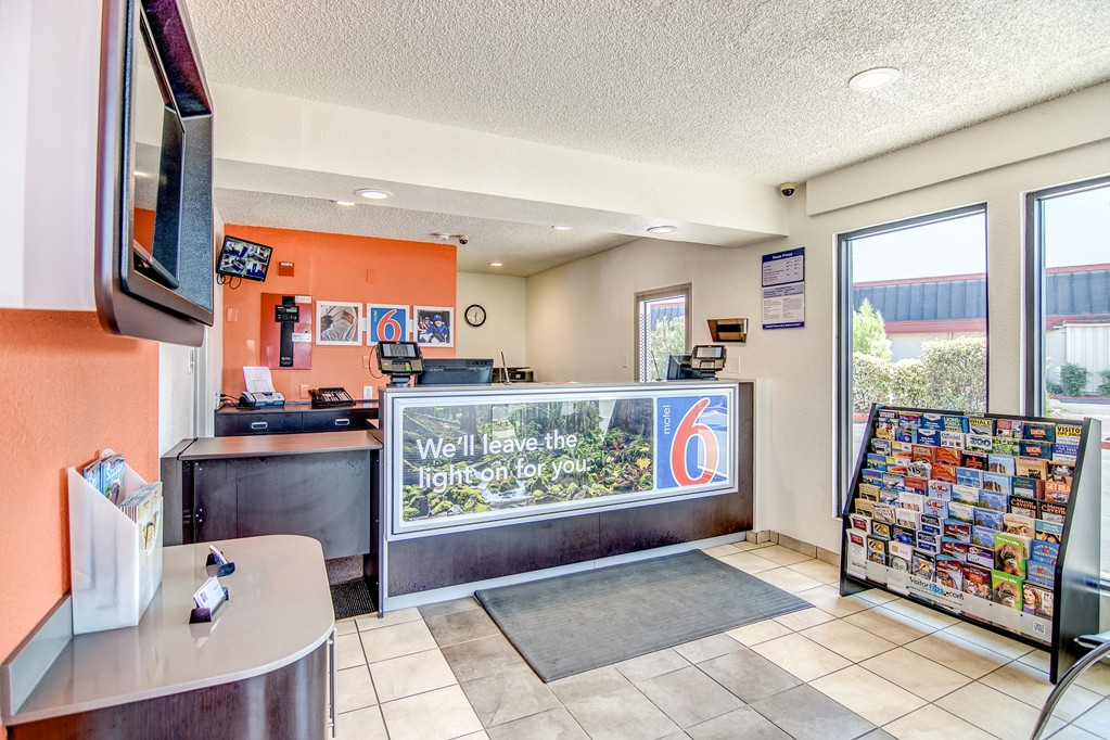 Motel 6 Stockton CA Charter Way West - photo 27