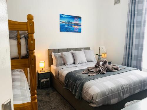 The WhiteHouse Holiday Apartments — 4-Star Luxury Hotel in Blackpool, United Kingdom